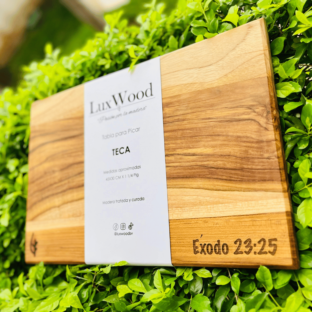 tabla para picar teca (45x30cm) $39.99